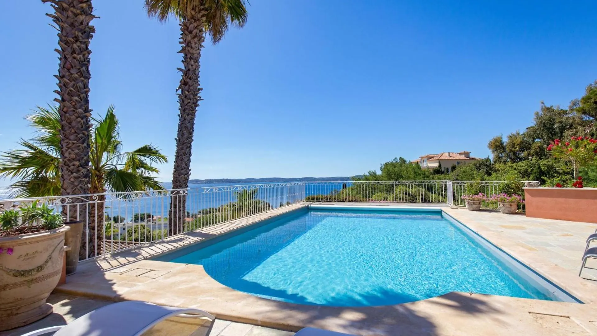 Villa Sainte Maxime By Villa Plus Frankrijk